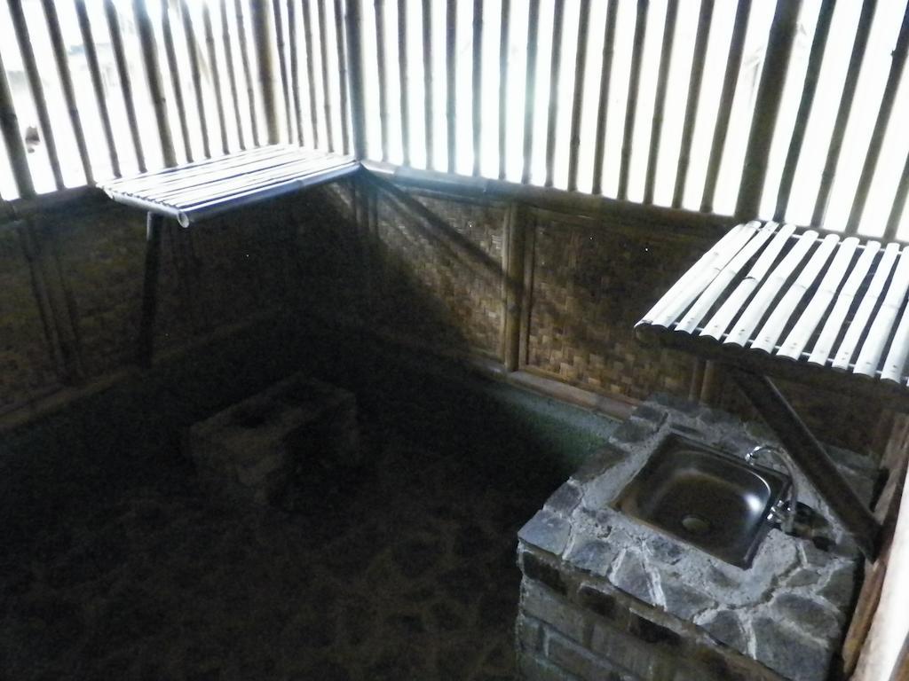 Villa Kampung Karuhun Sutan Raja Bandung Habitación foto